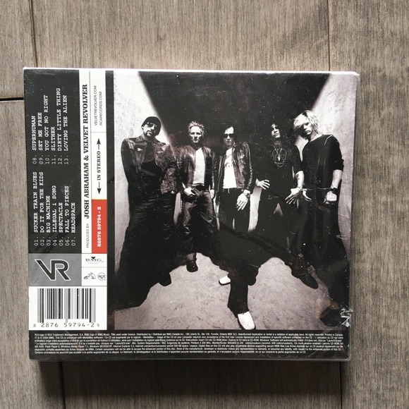VELVET REVOLVER CD ALBUM - CONTRABAND (white cover) - Picture 2 of 2